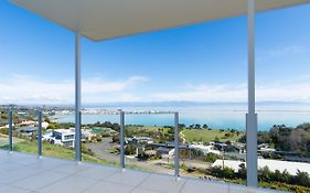 Aqua-Heights Apartment